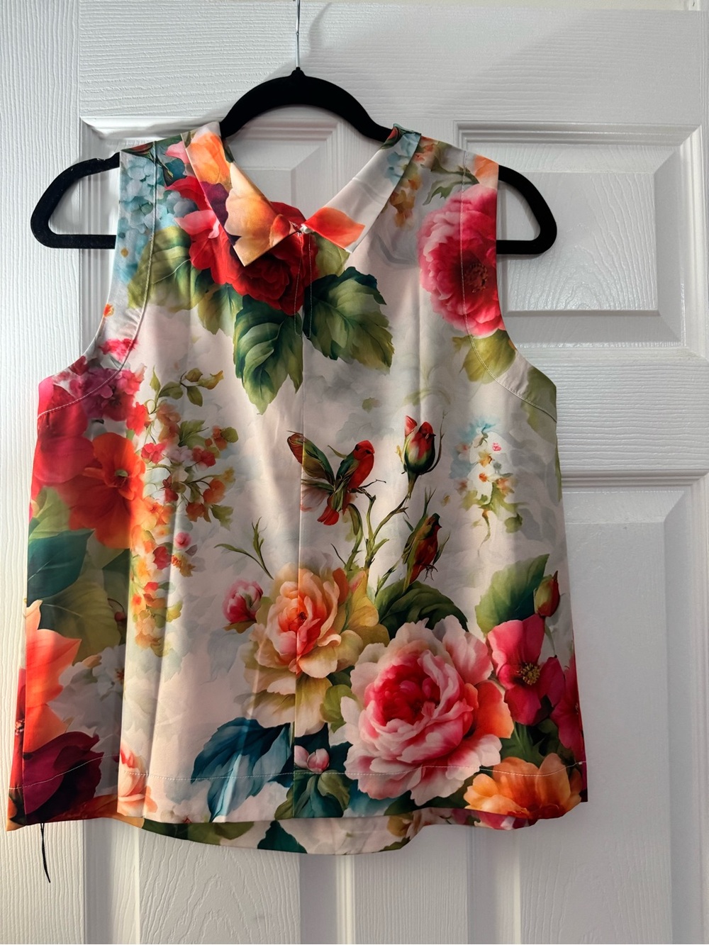 SHEIN Floral Collared Sleeveless Top - Multicolored Roses